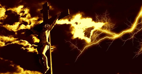 christ-tren-thap-tu