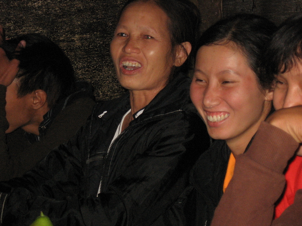 chiHuong_emDuc